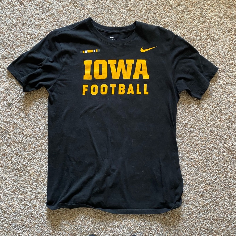 Iowa football men’s shirt